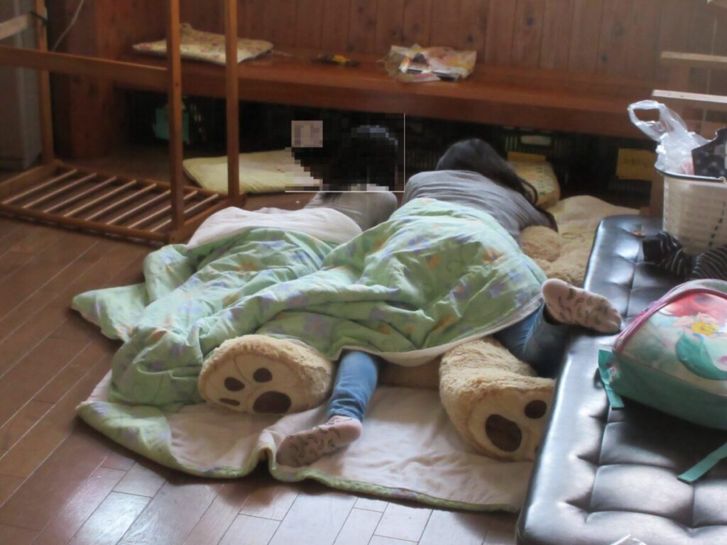 ぼかし_くまのぬいぐるみ