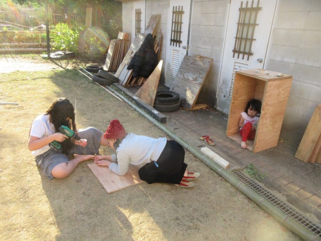 ぼかし_鬼滅の刃の箱