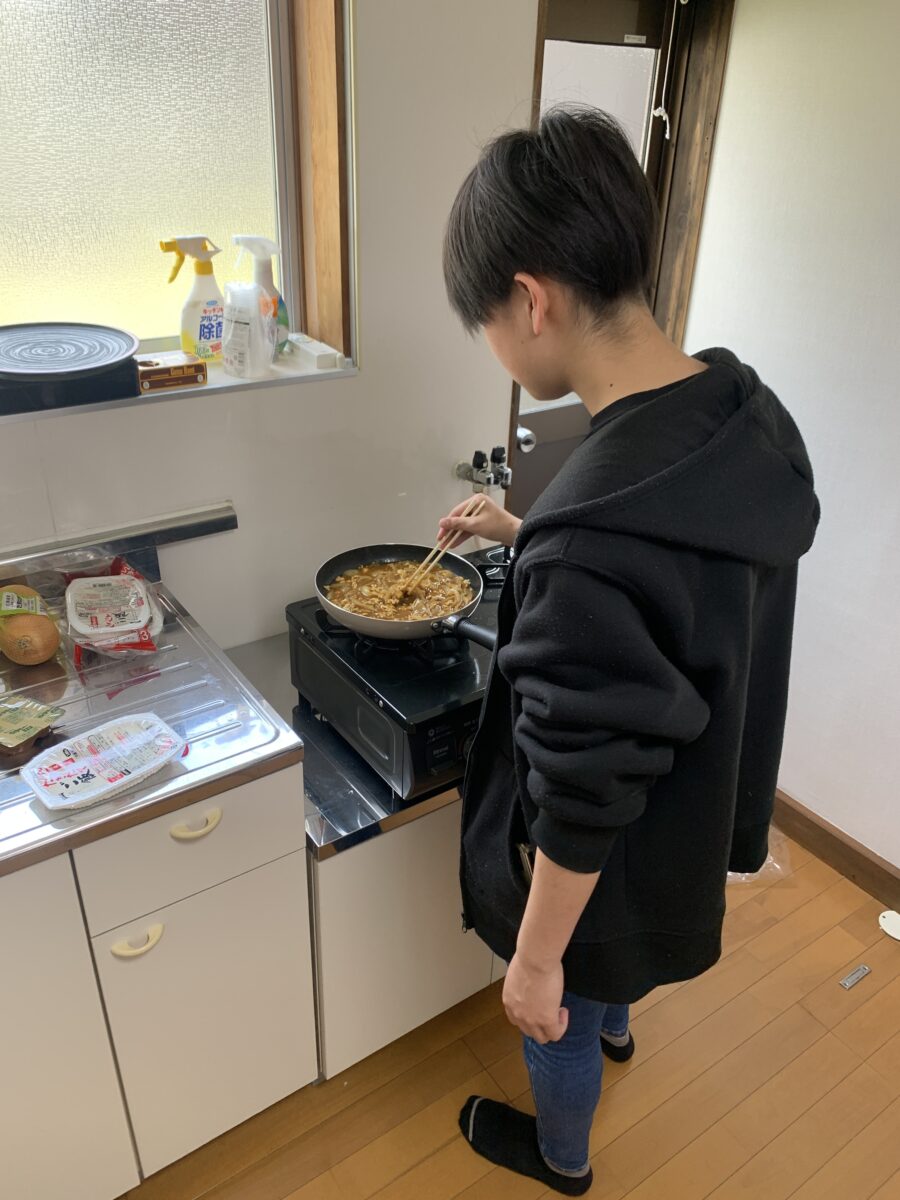 20250403_034319430_iOS